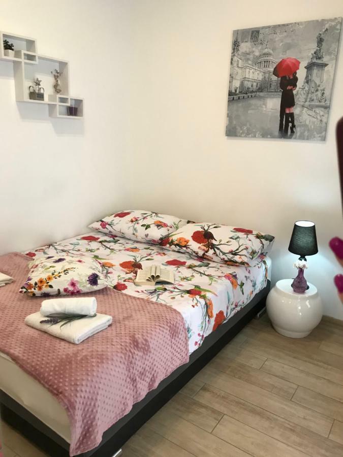 Studio Apartment Legcevic Kaštela エクステリア 写真